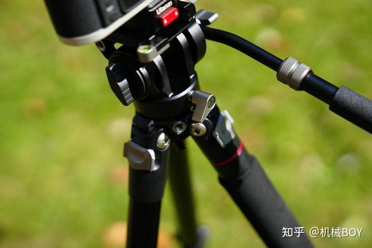 尼康D7000相机三脚架选购指南 8kg承重，600元预算优选方案